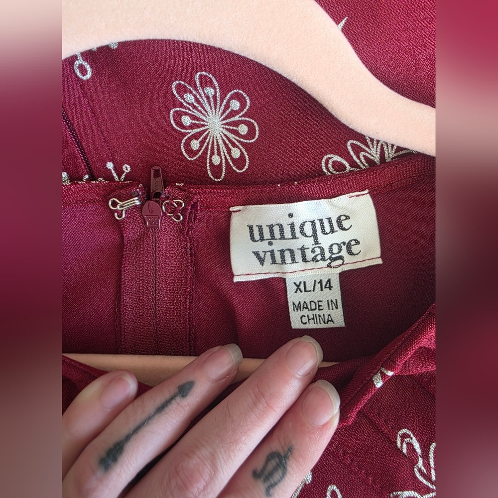 Unique Vintage Red with Silver Snowflakes Fit & Flare Winter Dress NWOT - Picture 2 of 16